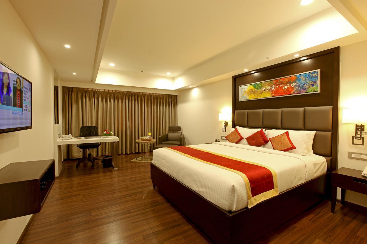 Goutham Grand Hotel Tenāli Cameră foto