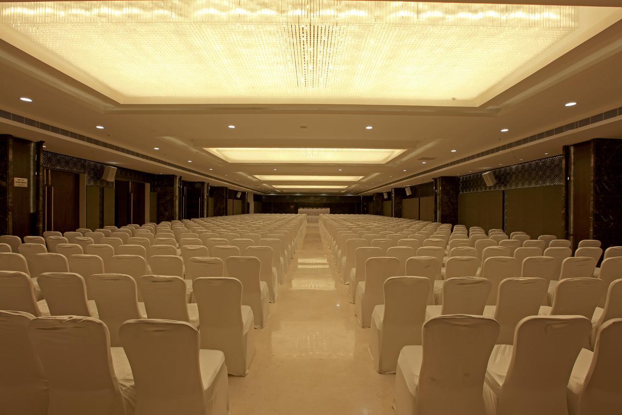 Goutham Grand Hotel Tenāli Exterior foto